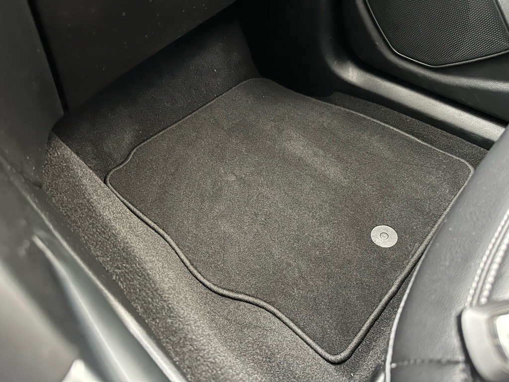 Certified 2020 Ford Explorer XLT w/ Equipment Group 202A image 40