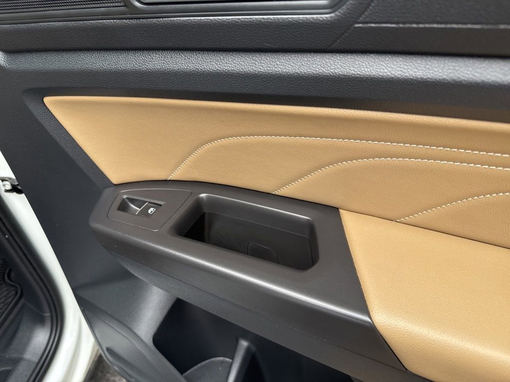 Used 2022 Volkswagen Atlas Cross Sport SE image 50