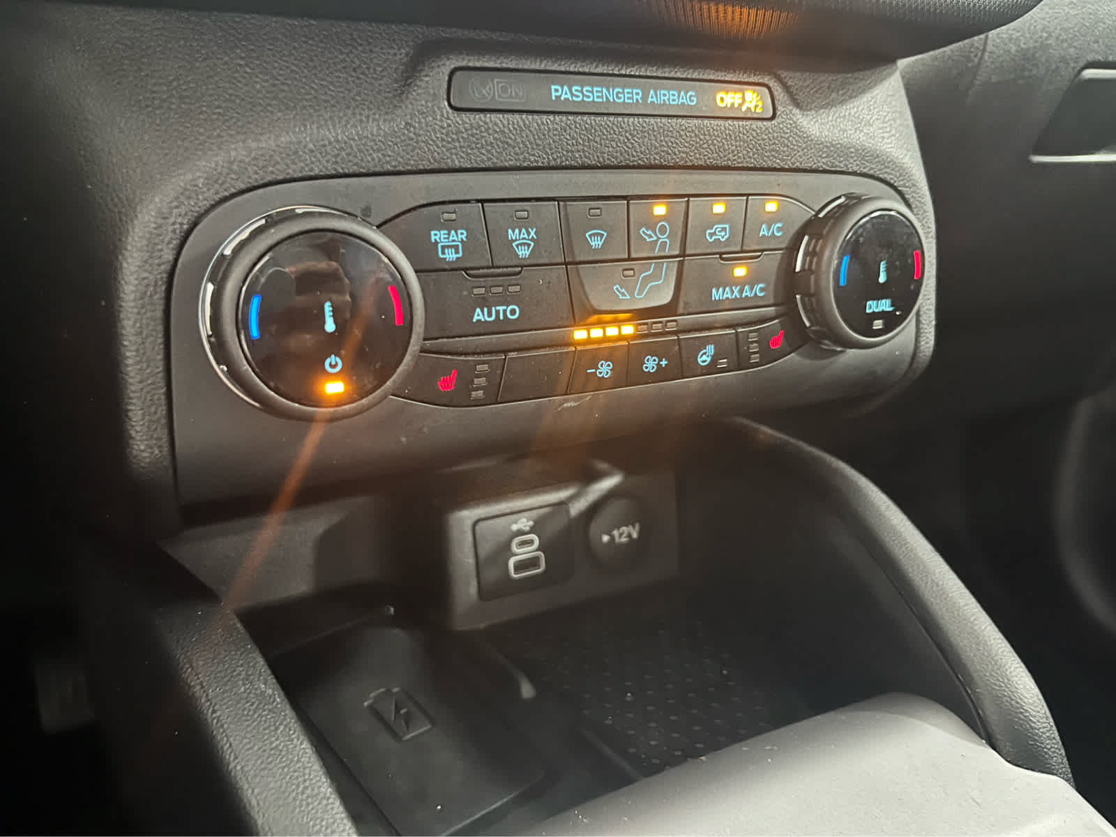Certified 2024 Ford Bronco Sport Outer Banks w/ Tech Package AWD/4WD image 35