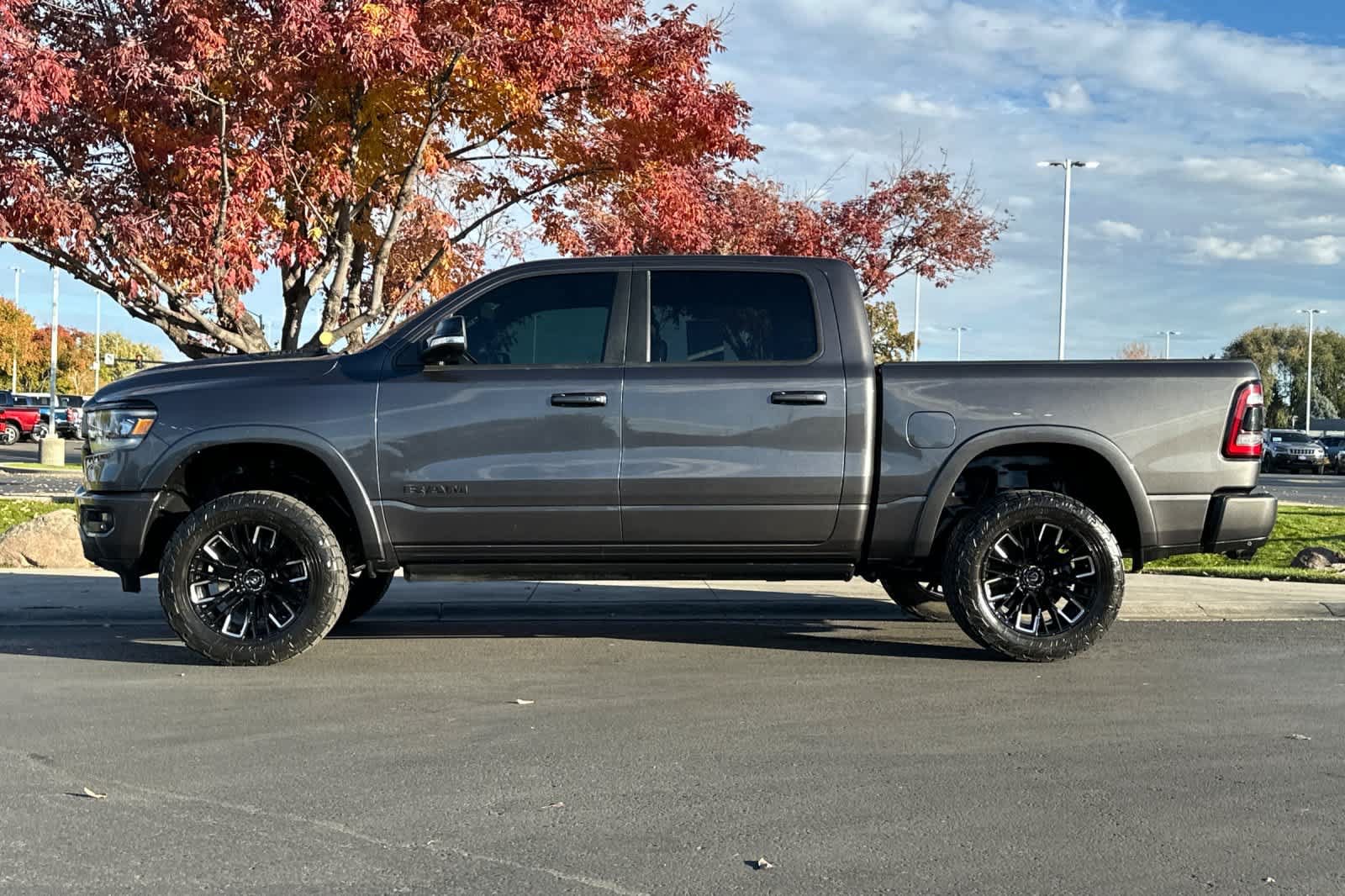 Used 2021 RAM 1500 Laramie AWD/4WD image 5