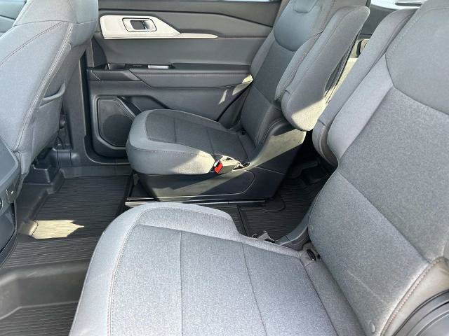 Certified 2026 Ford Explorer Active RWD image 18