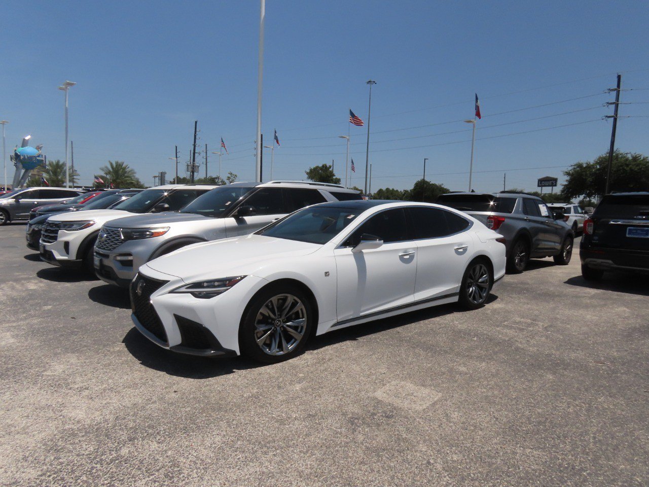 Used 2021 Lexus LS 500 F Sport w/ Accessory Package (Z2) RWD image 2