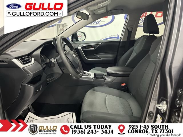 Used 2021 Toyota RAV4 XLE FWD image 29