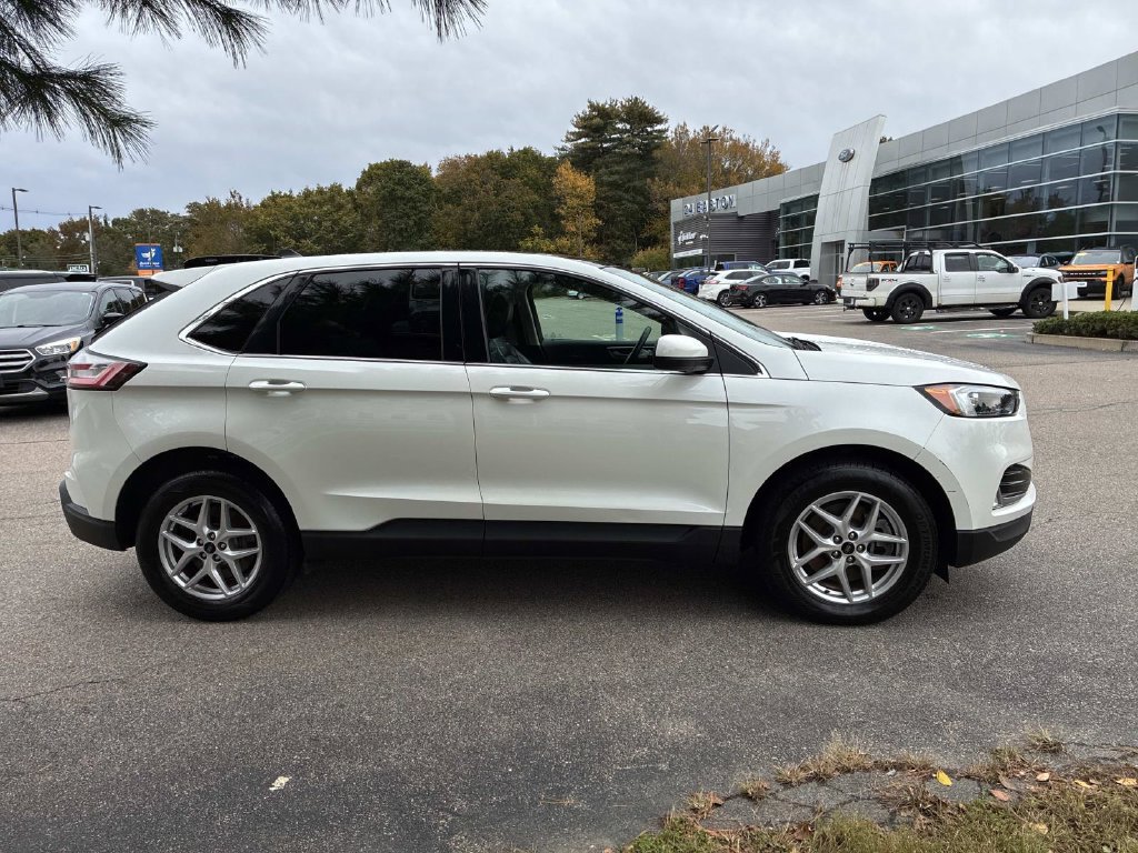 Certified 2024 Ford Edge SEL w/ Convenience Package AWD/4WD image 8