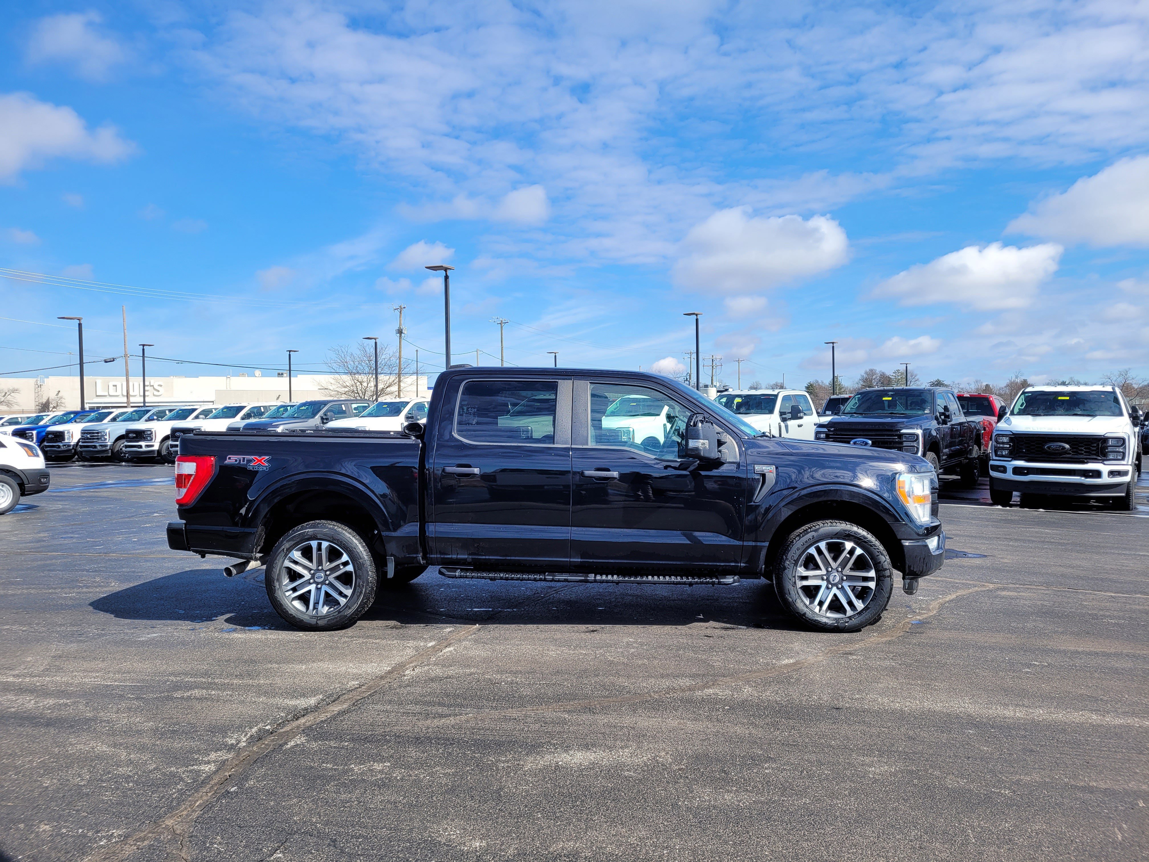 Certified 2022 Ford F150 XL w/ STX Appearance Package image 6