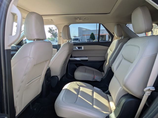 Certified 2023 Ford Explorer XLT w/ Equipment Group 202A RWD image 14