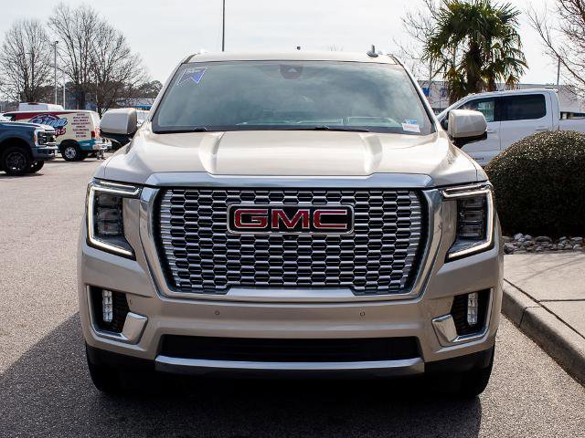 Used 2021 GMC Yukon Denali image 2