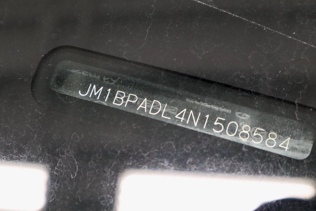 Used 2022 MAZDA MAZDA3 s image 35