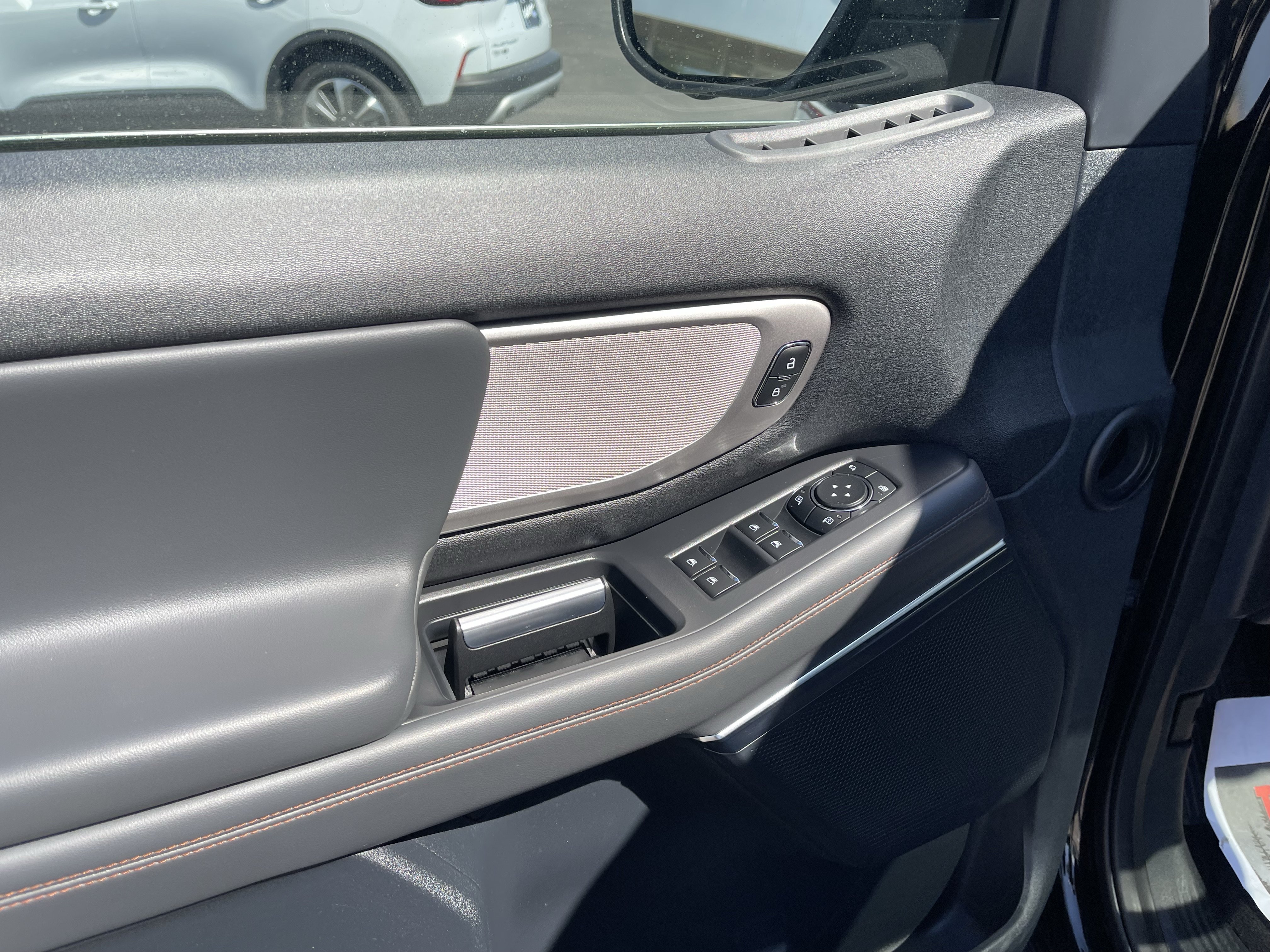 Certified 2025 Ford Expedition Max Active AWD/4WD image 15