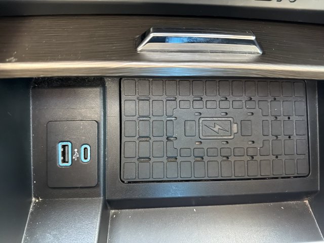 Certified 2024 Ford Expedition Limited RWD image 21