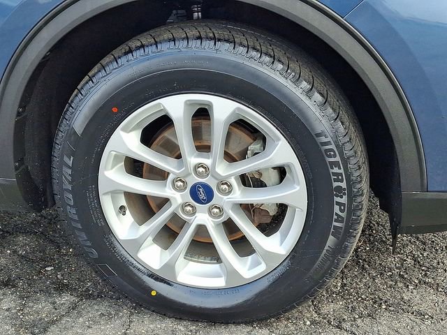 Certified 2020 Ford Escape SE image 8