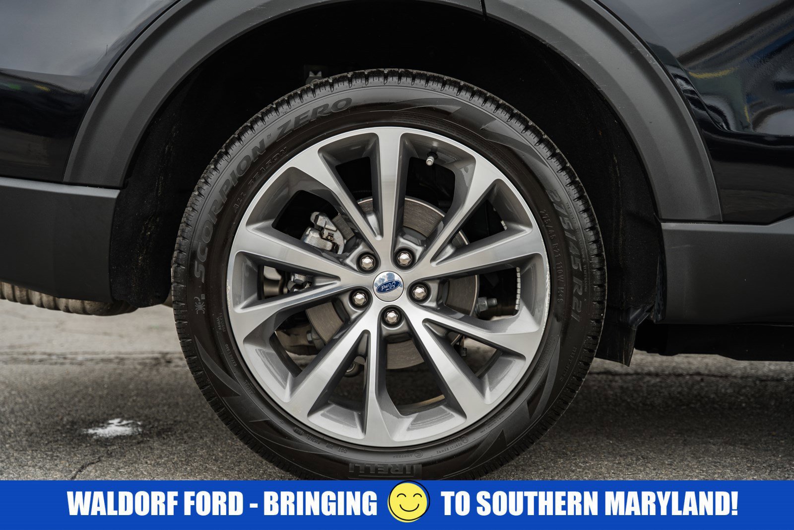 Certified 2025 Ford Explorer Platinum w/ Ultimate Package image 22