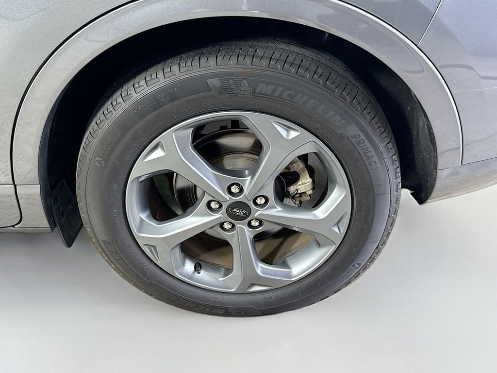 Certified 2024 Ford Escape ST-Line w/ Cold Weather Package image 18