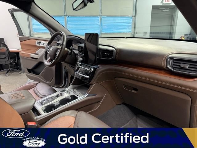 Certified 2022 Ford Explorer King Ranch w/ Premium Technology Package AWD/4WD image 27