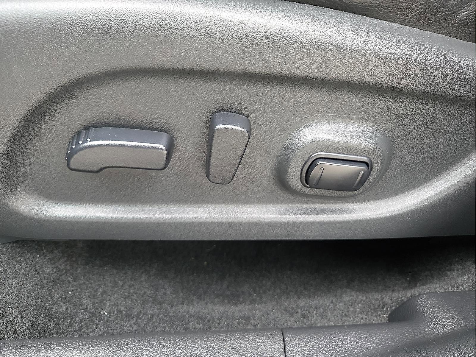 Used 2018 Nissan Murano Platinum image 15