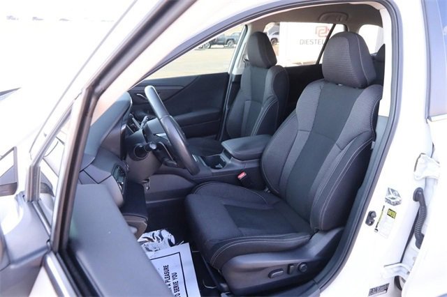 Used 2021 Subaru Outback Premium image 8