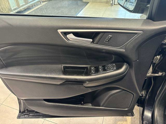 Certified 2020 Ford Edge SEL w/ Cold Weather Package image 20