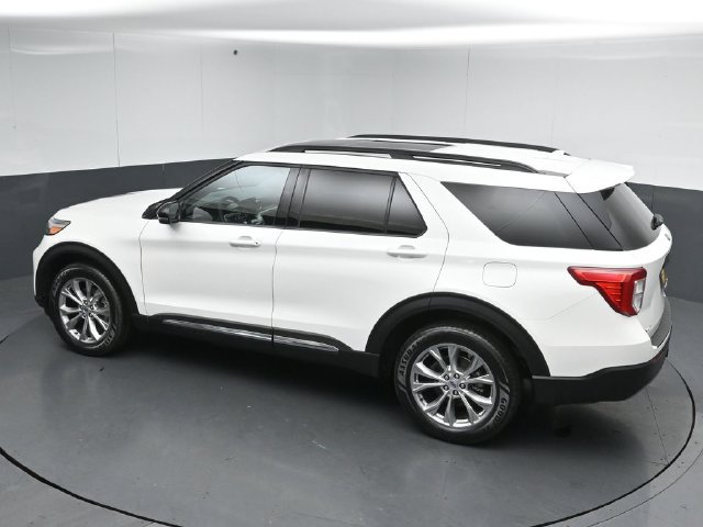 Certified 2024 Ford Explorer XLT w/ Equipment Group 202A AWD/4WD image 49