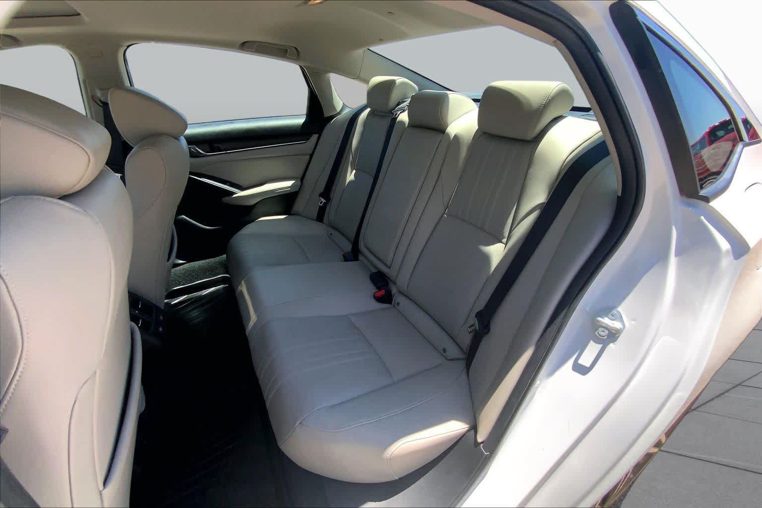 Used 2021 Honda Accord Touring image 21
