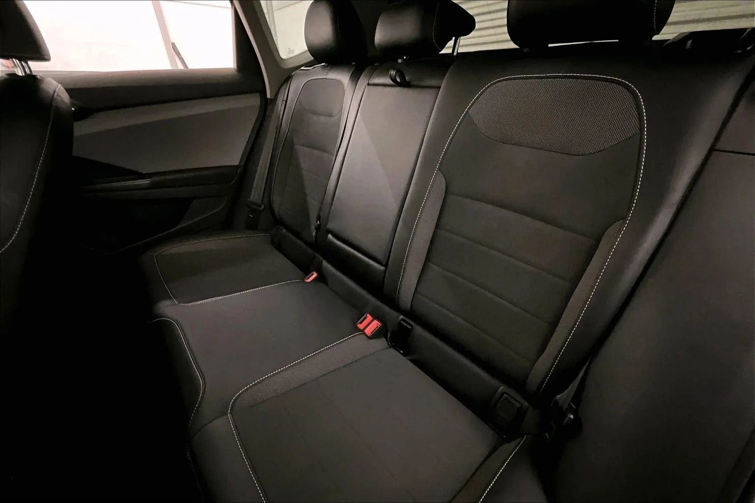 Used 2022 Volkswagen Taos SE image 25