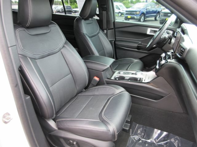 Certified 2023 Ford Explorer ST w/ Equipment Group 401A AWD/4WD image 37