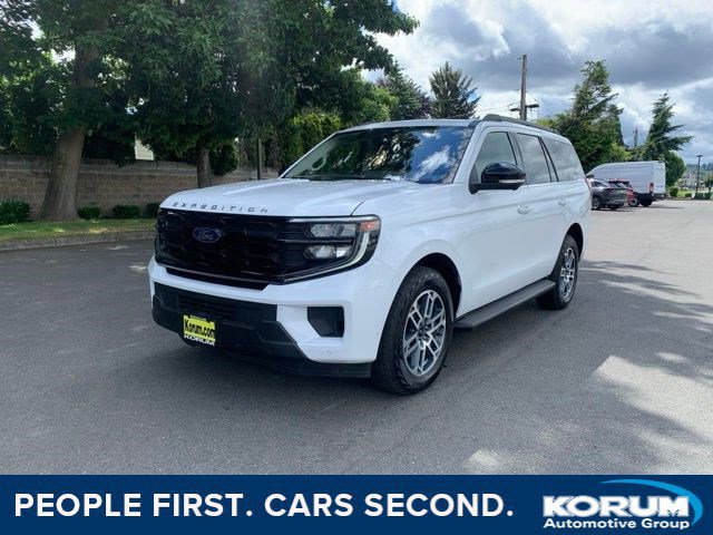 Certified 2025 Ford Expedition Active