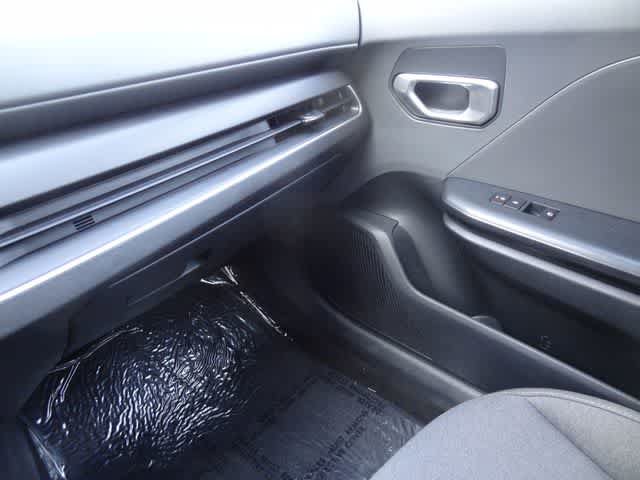 Used 2025 Kia K4 FWD image 35