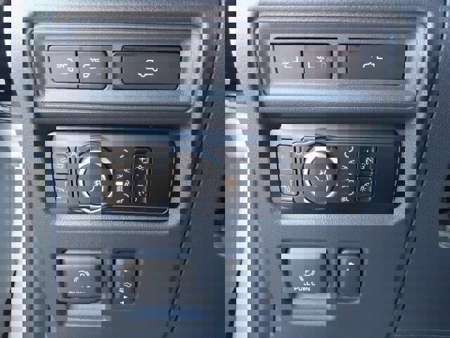 Certified 2023 Ford F150 Lariat w/ Equipment Group 502A High image 16