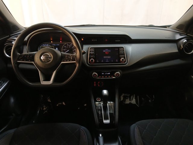 Used 2019 Nissan Kicks SV image 6