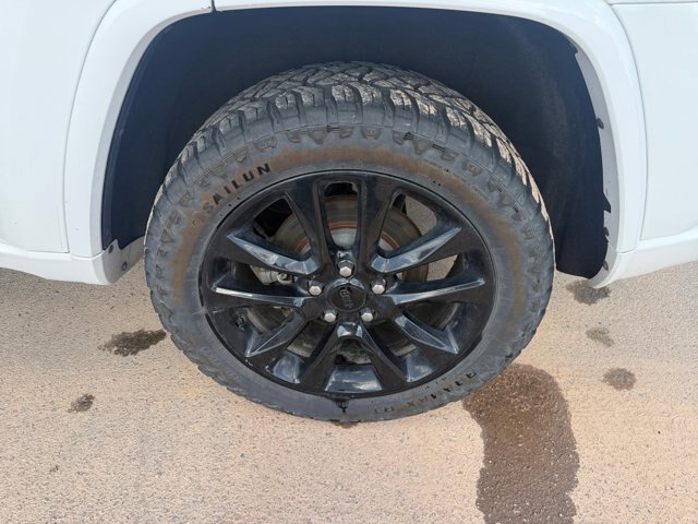 Used 2020 Jeep Grand Cherokee Altitude RWD image 26