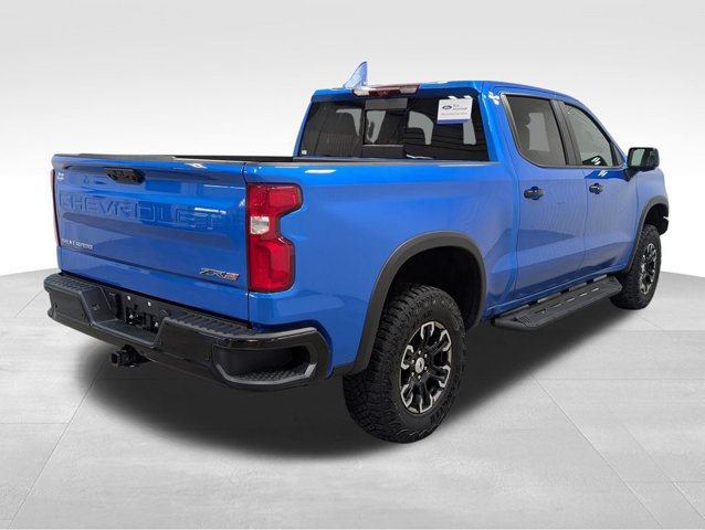 Used 2025 Chevrolet Silverado 1500 ZR2 w/ Technology Package AWD/4WD image 7