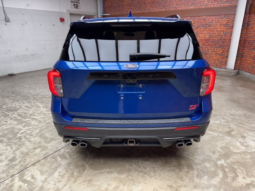 Certified 2020 Ford Explorer ST w/ ST Street Pack AWD/4WD image 4