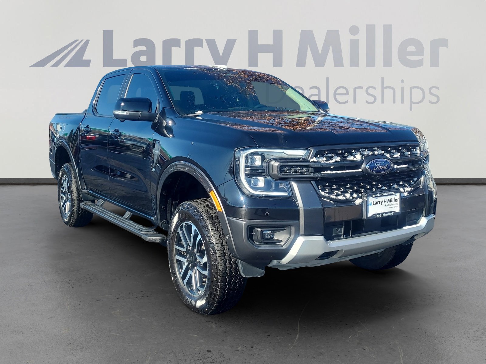 Certified 2024 Ford Ranger Lariat w/ FX4 Off-Road Package image 7