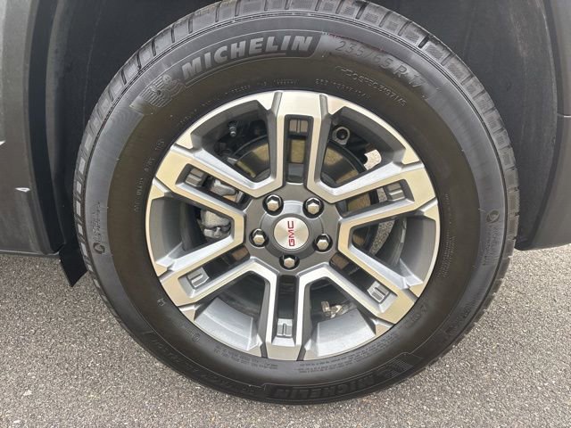 Used 2025 GMC Terrain Elevation image 6