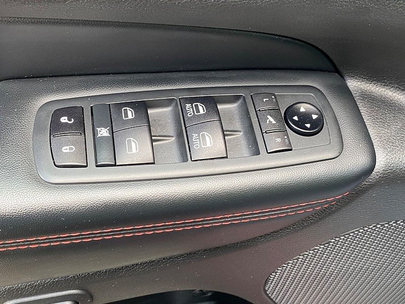 Used 2021 Jeep Grand Cherokee Trailhawk w/ Trailhawk Luxury Group AWD/4WD image 59