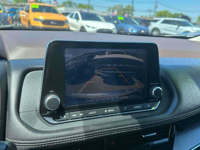 Used 2022 Nissan Rogue SV AWD/4WD image 28