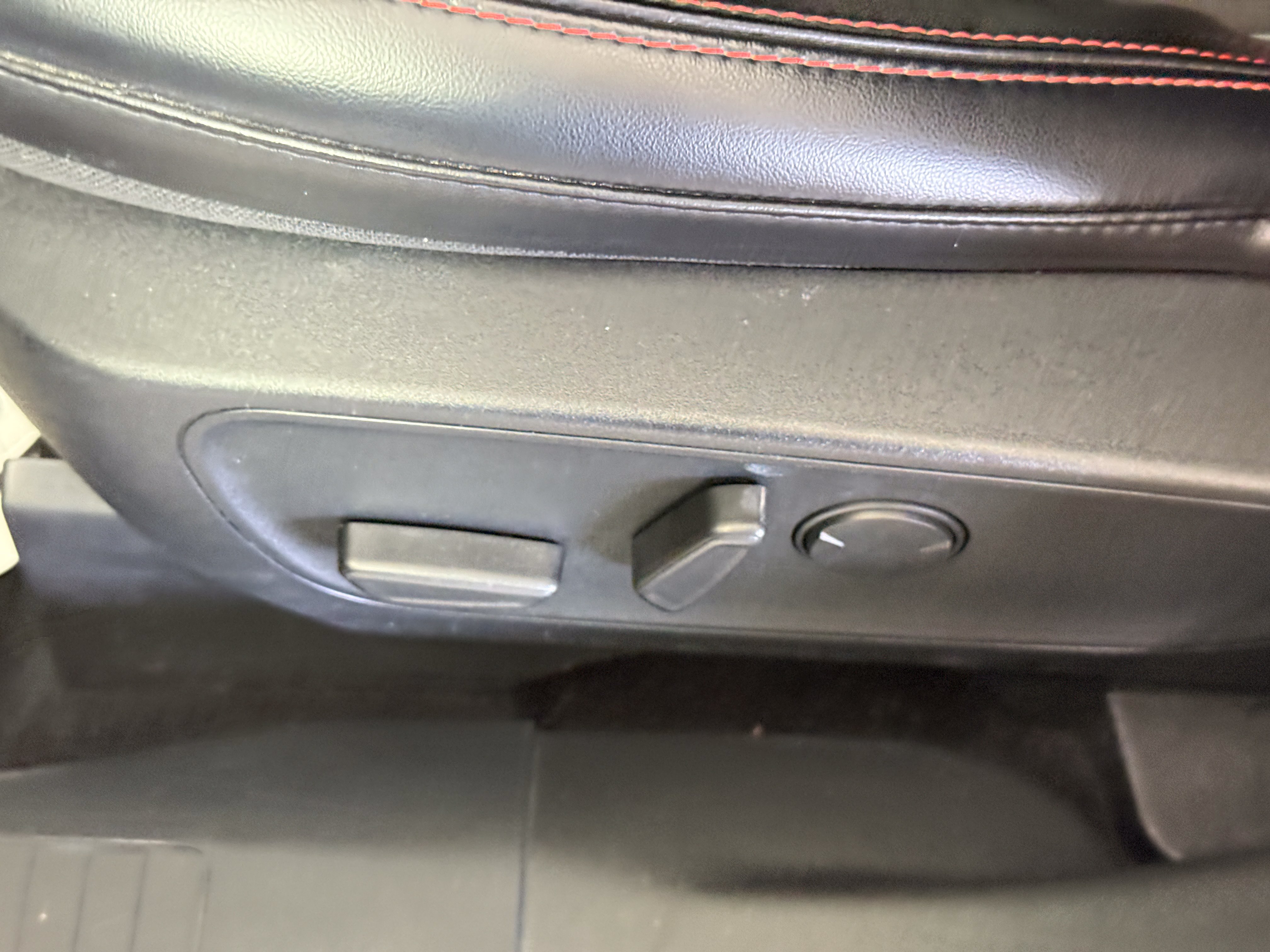 Certified 2024 Ford Escape ST-Line FWD image 16