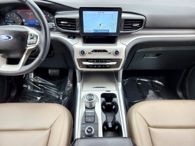 Certified 2023 Ford Explorer XLT w/ Equipment Group 202A AWD/4WD image 14