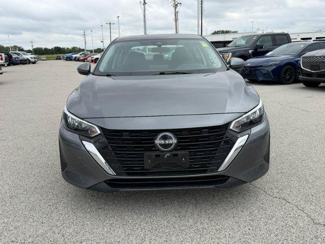 Used 2025 Nissan Sentra SV FWD image 8