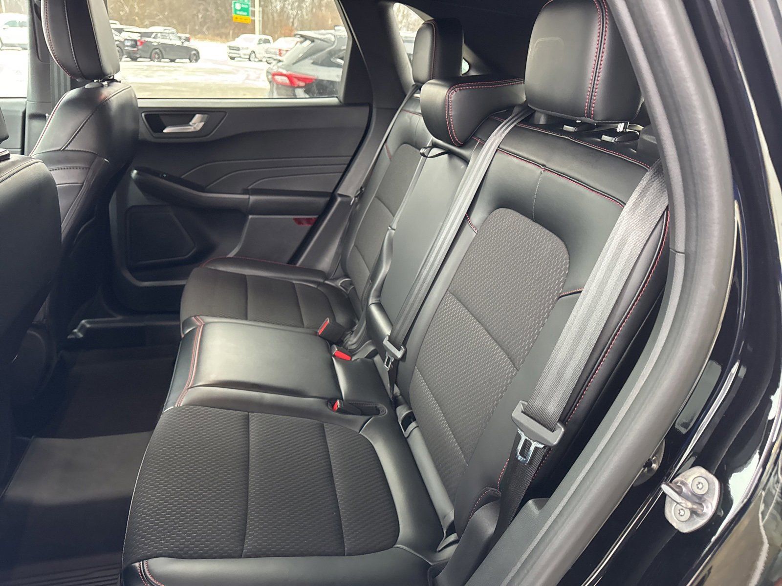 Certified 2024 Ford Escape ST-Line w/ Tech Pack #1 image 31