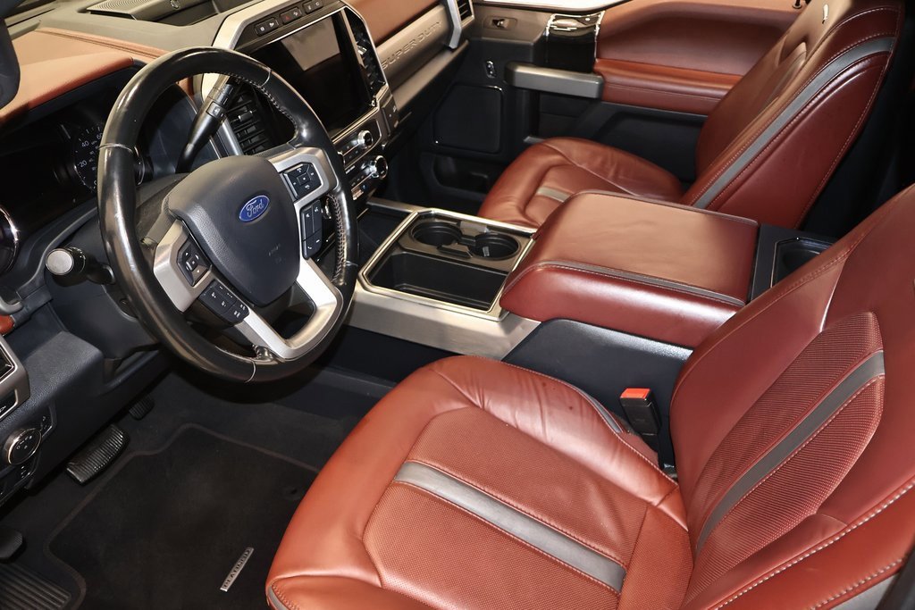 Certified 2022 Ford F450 Platinum w/ FX4 Off-Road Package image 38