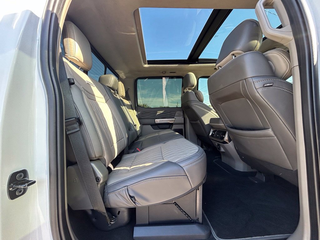 Certified 2025 Ford F350 Platinum w/ Platinum Plus Package AWD/4WD image 31