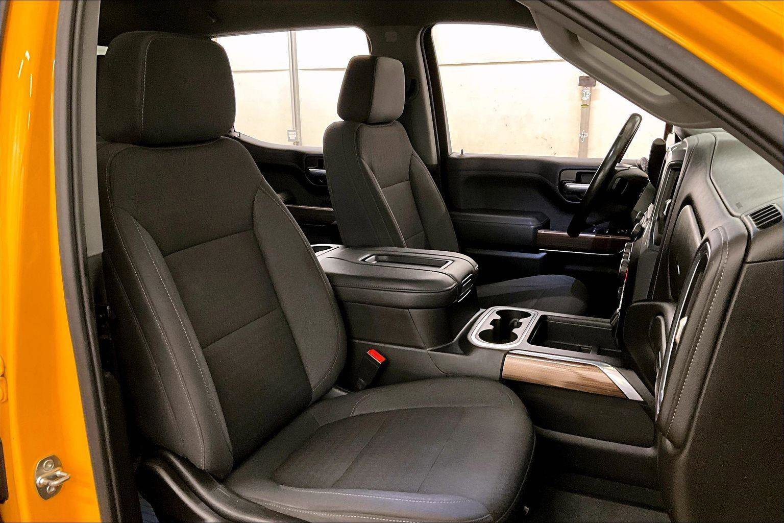 Used 2021 Chevrolet Silverado 1500 LT Trail Boss w/ Bed Protection Package image 9