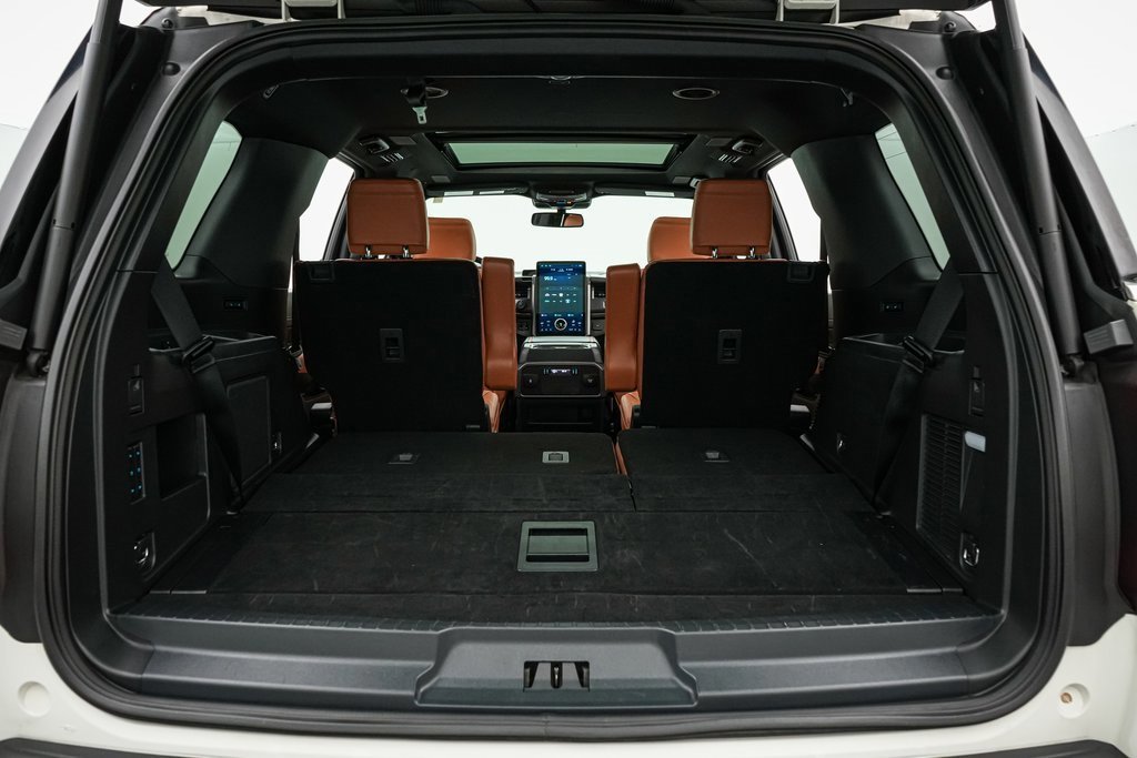 Certified 2022 Ford Expedition Platinum image 22
