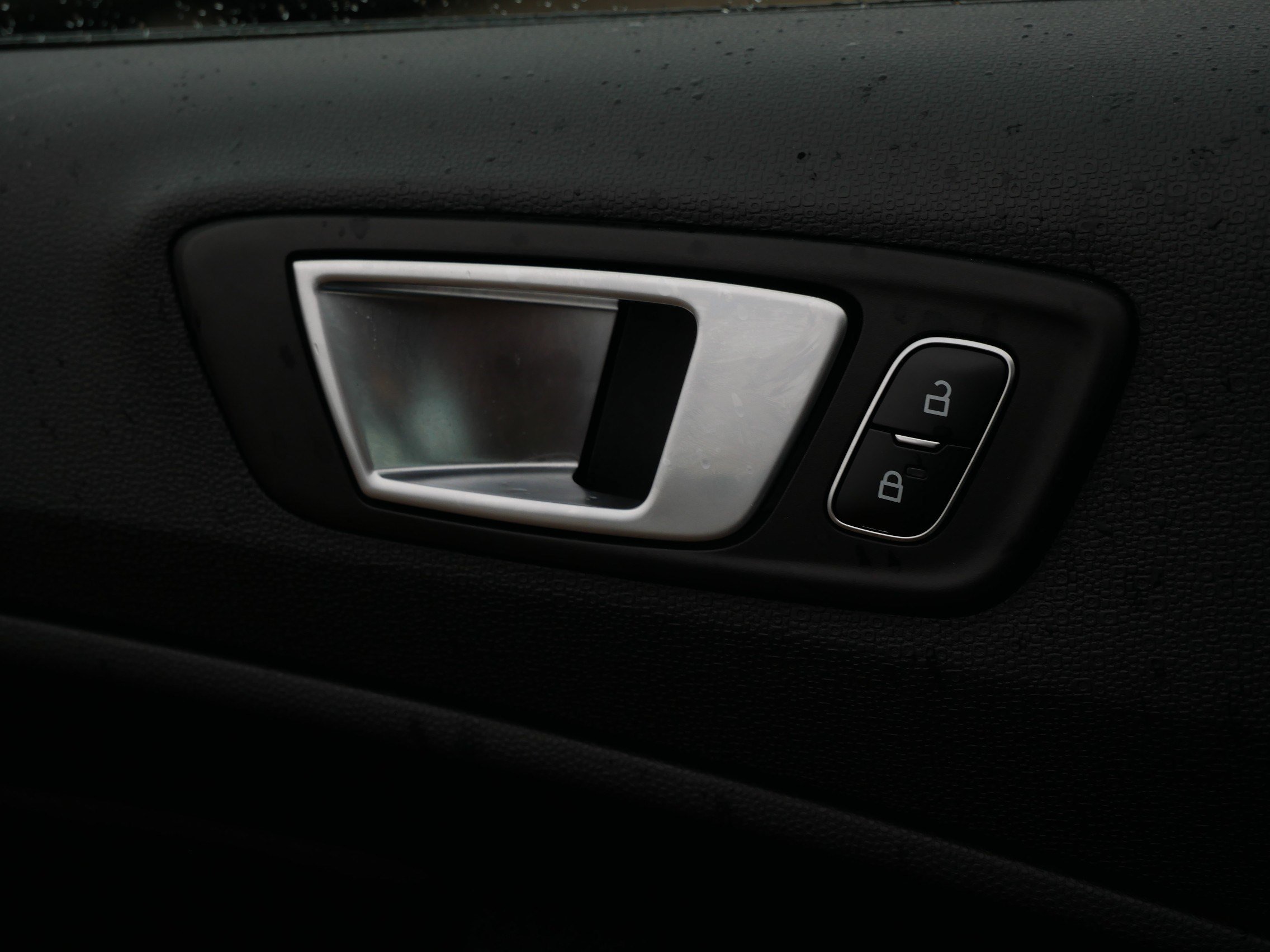 Certified 2019 Ford EcoSport SE w/ SE Convenience Package FWD image 27