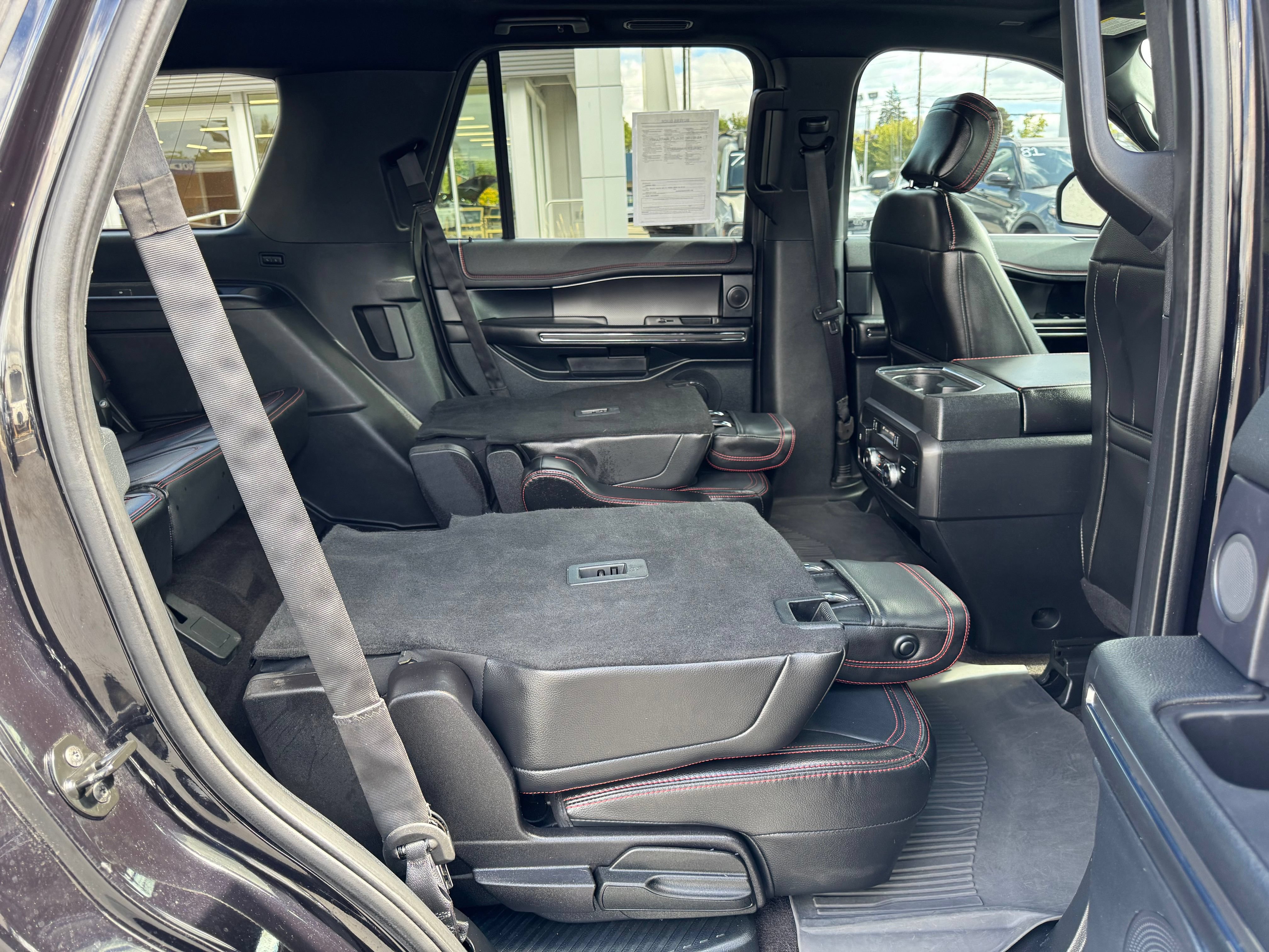 Certified 2020 Ford Expedition Limited w/ Equipment Group 303A AWD/4WD image 31