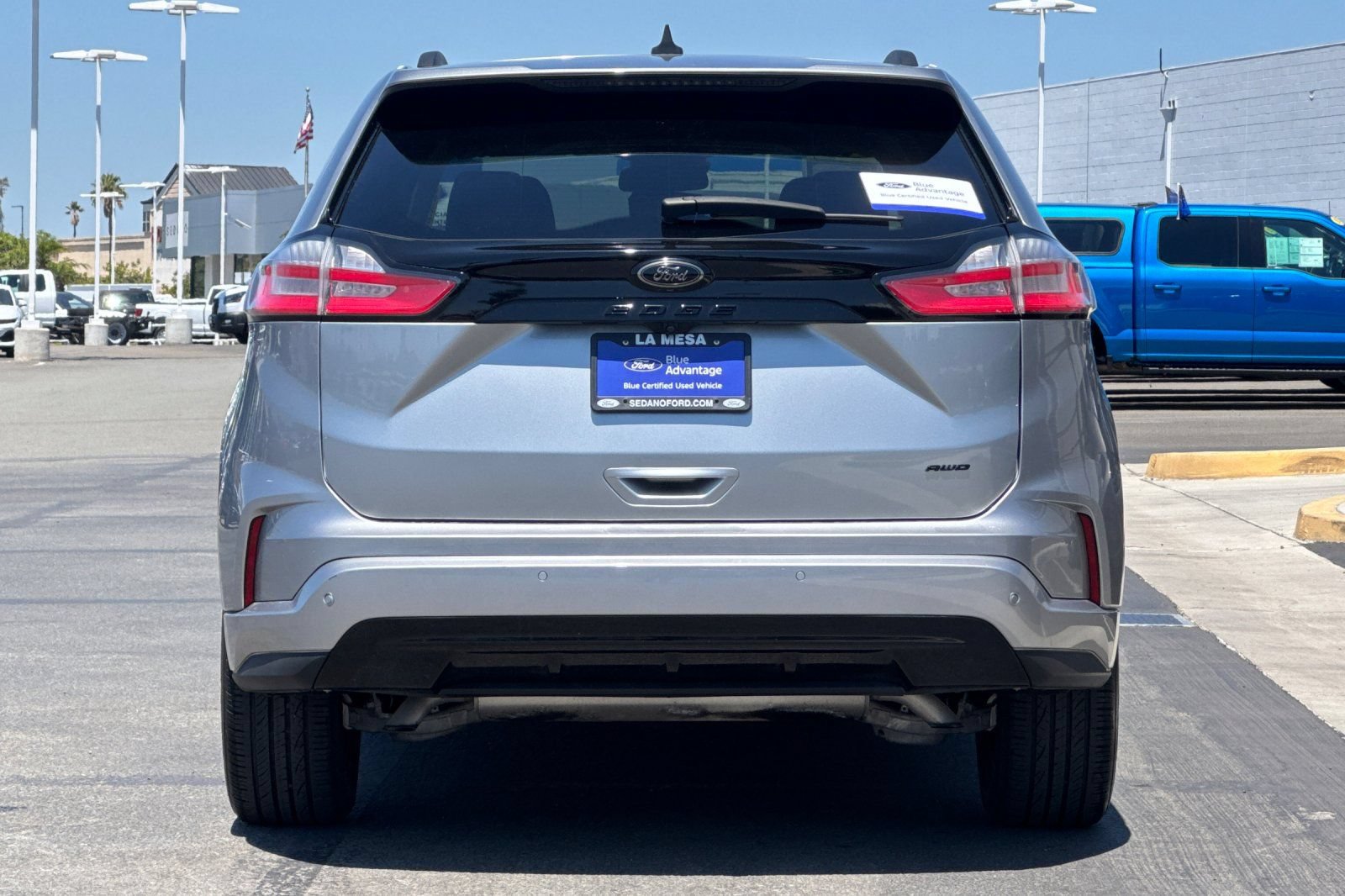 Certified 2023 Ford Edge SE w/ Black Appearance Package AWD/4WD image 4