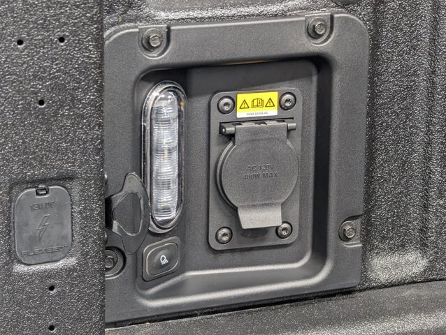Certified 2024 Ford Maverick Lariat FWD image 23