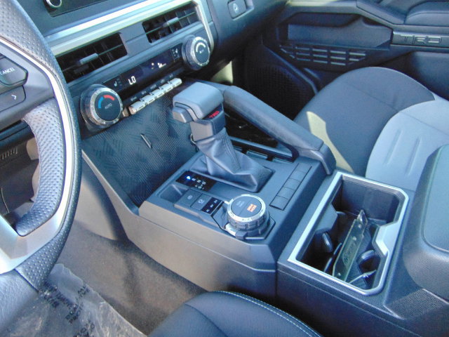 Used 2025 Toyota Tacoma TRD Sport AWD/4WD image 14
