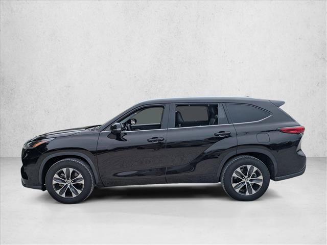 Used 2021 Toyota Highlander XLE FWD image 8